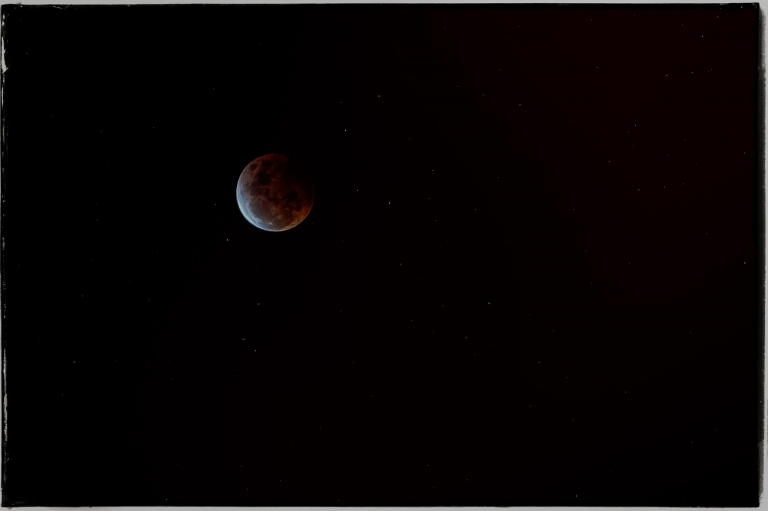 Australian Photojournalist Photographer - Once in a Red Moon